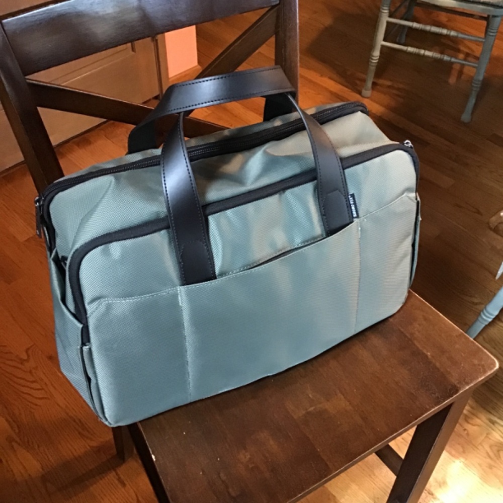 Solgaard Travel Tote - Picture 2 of 7